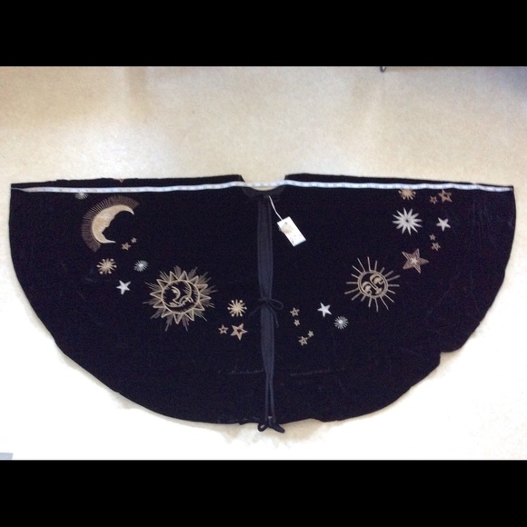 NWT Johnny Was Lunata Christmas Tree Skirt๐๐๐๐ซโจ - Picture 5 of 16